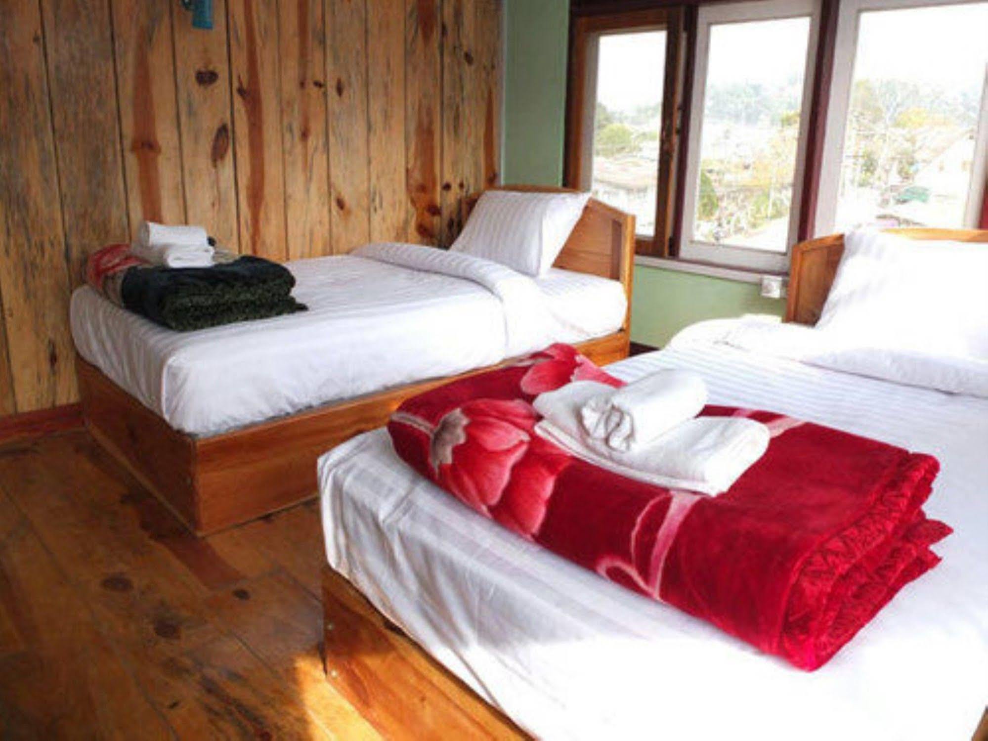 Railroad Hotel Kalaw Luaran gambar