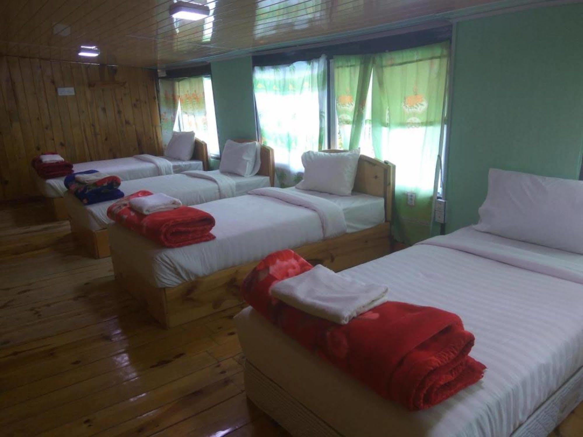 Railroad Hotel Kalaw Luaran gambar