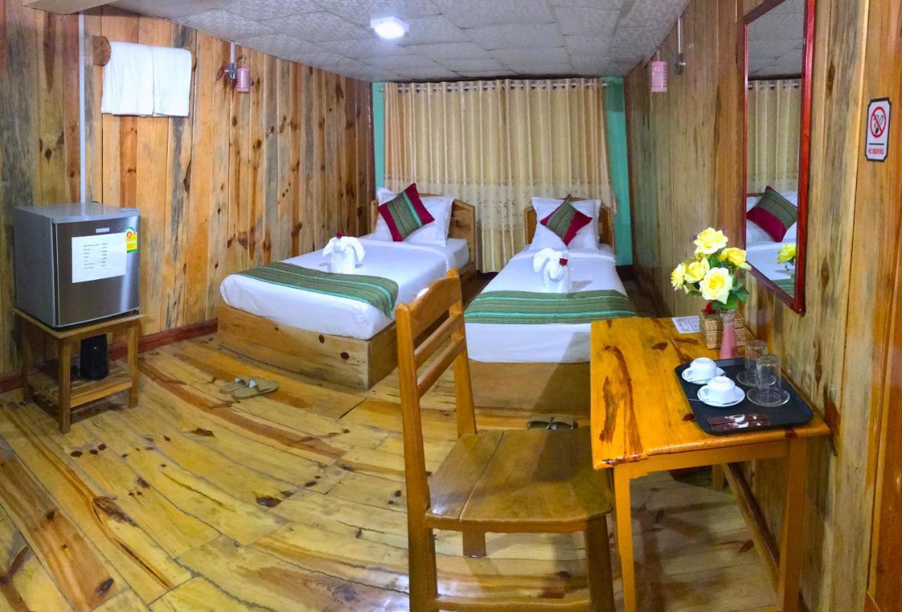 Railroad Hotel Kalaw Luaran gambar